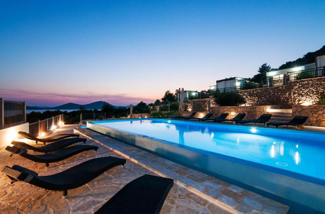 Camp Panorama With Pool