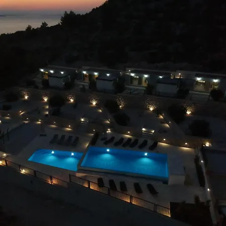Camp Panorama With Pool Hotel Drage Exterior photo