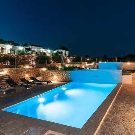 Camp Panorama With Pool Hotel Drage Exterior photo