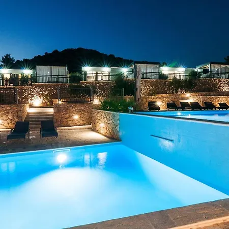 Camp Panorama With Pool Hotel Drage Exterior photo