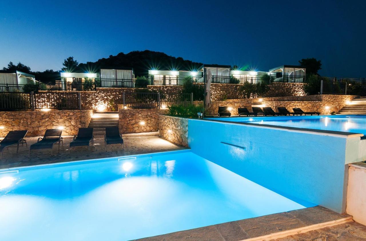 Camp Panorama With Pool